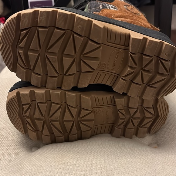 Toddler Size 12 Winter Boots - Picture 3 of 5